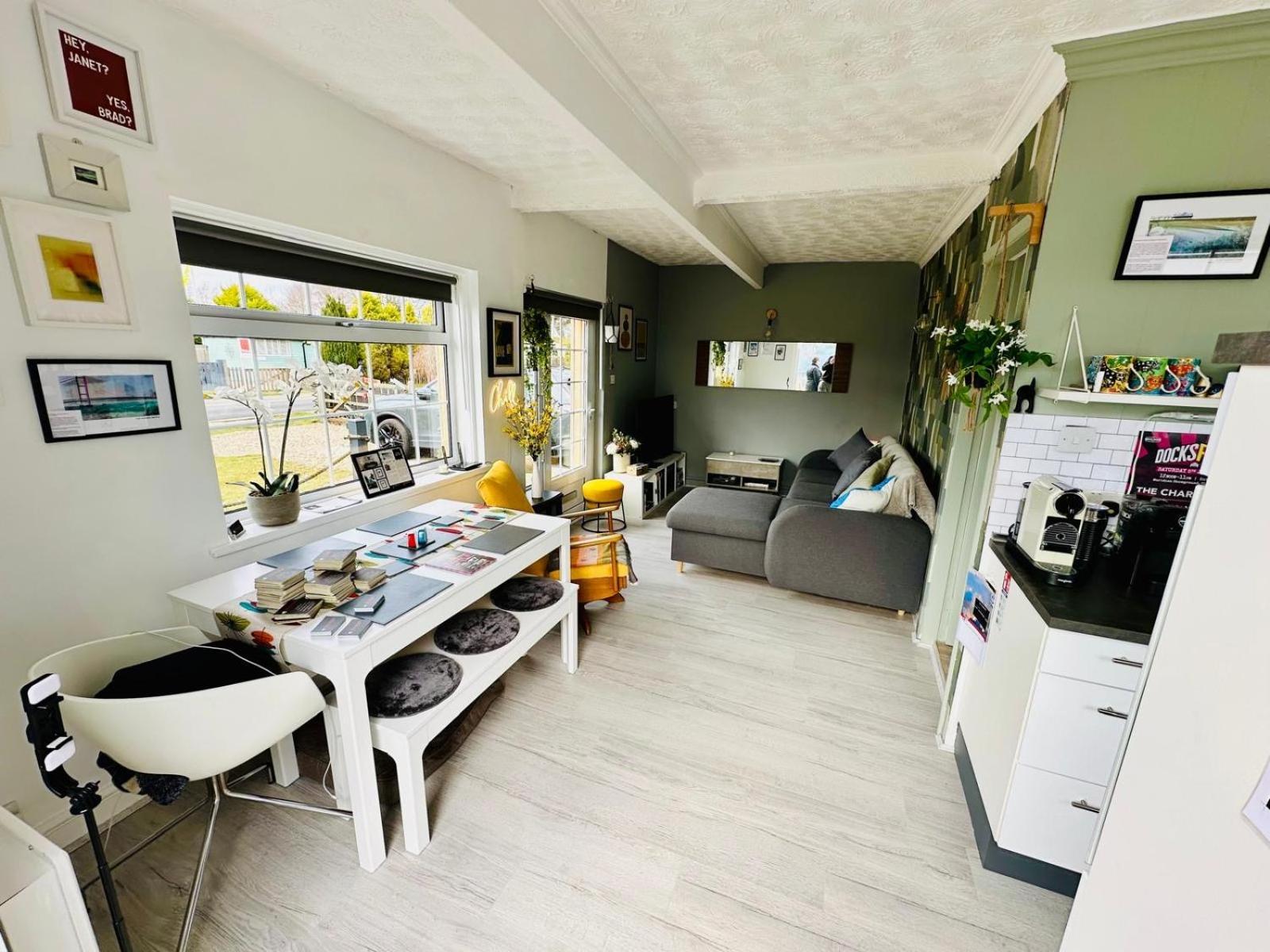 The Chalet By Hip Haus Humberston Esterno foto